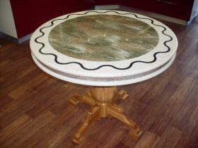 Сборка круглого стола в Сургуте